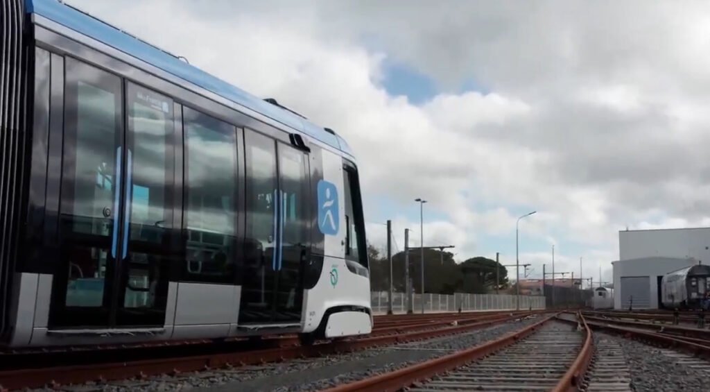 Tram Citadis X05: Alstom's Development
