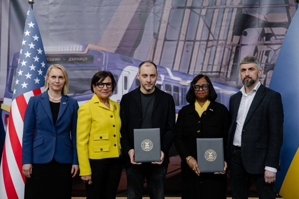 Програма оновлення парку тягового рухомого складу Укрзалізниці Програма оновлення парку тягового рухомого складу Укрзалізниці