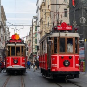 ретро-трамваї у Стамбулі