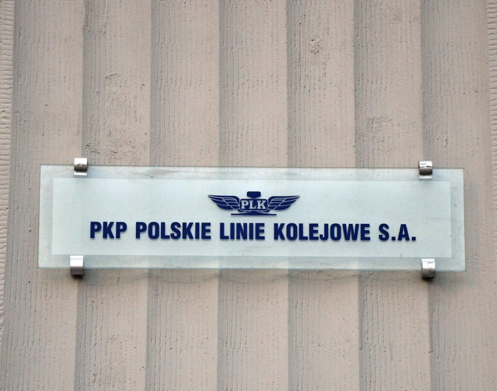 Рекордний фінансовий збиток PKP Polskie Linie Kolejowe SA Рекордний фінансовий збиток PKP Polskie Linie Kolejowe SA