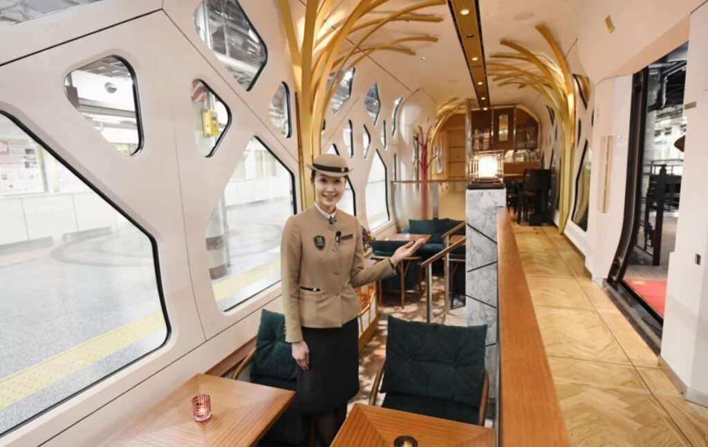 Luxurious Journey Across Japan on the Train Suite Shiki-shima