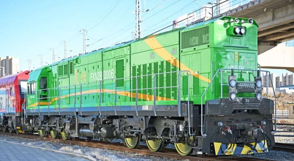 Запуск в эксплуатацию гибридных локомотивов нового поколения Запуск в эксплуатацию гибридных локомотивов нового поколения