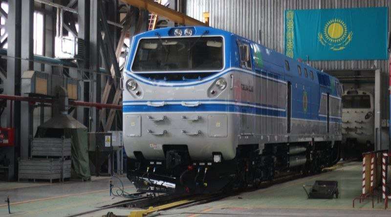 Kazakhstan and China Strengthen Transport Links Kazakhstan needs to additionally acquire 478 mainline locomotives by 2032