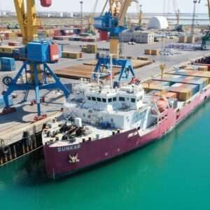 рекорд перевалки контейнеров