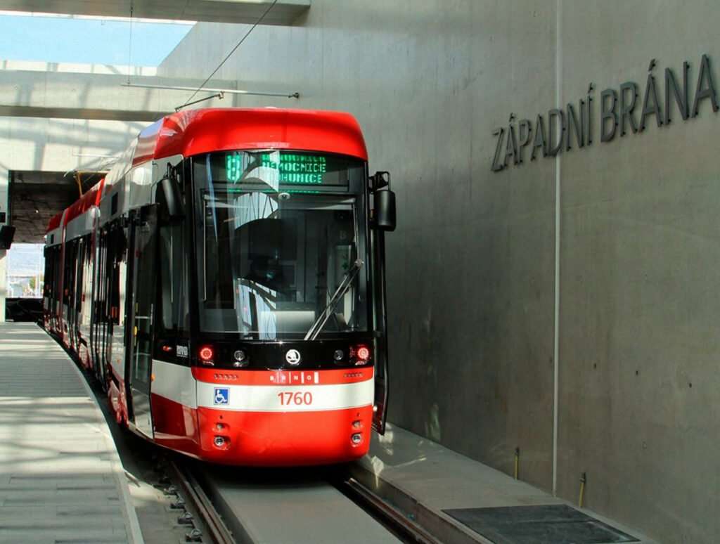 New Škoda 45T Trams: Modernity and Comfort New Škoda 45T Trams: Modernity and Comfort