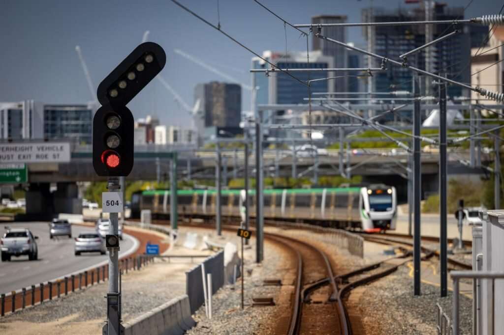 Alstom and DT Infrastructure to Create New Signaling System for Trains Alstom and DT Infrastructure to Create New Signaling System for Trains