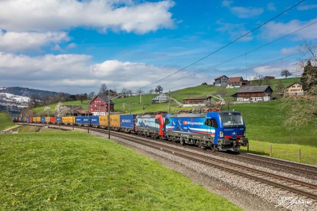 SBB Cargo Orders 20 Vectron Locomotives for Freight Transport in Europe SBB Cargo Orders 20 Vectron Locomotives for Freight Transport in Europe