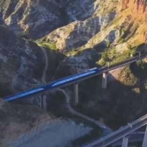 В Китае запустили первый беспилотный грузовой поезд