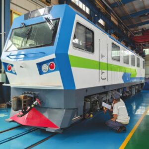 CRRC Unveils New Battery-Powered Locomotive for Metro