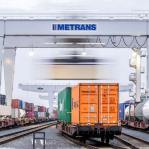 Забастовки в порту Гамбурга парализовали движение поездов