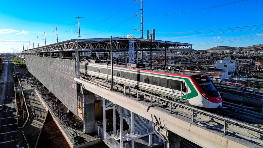 El Insurgente Suburban Line Extended to Mexico City