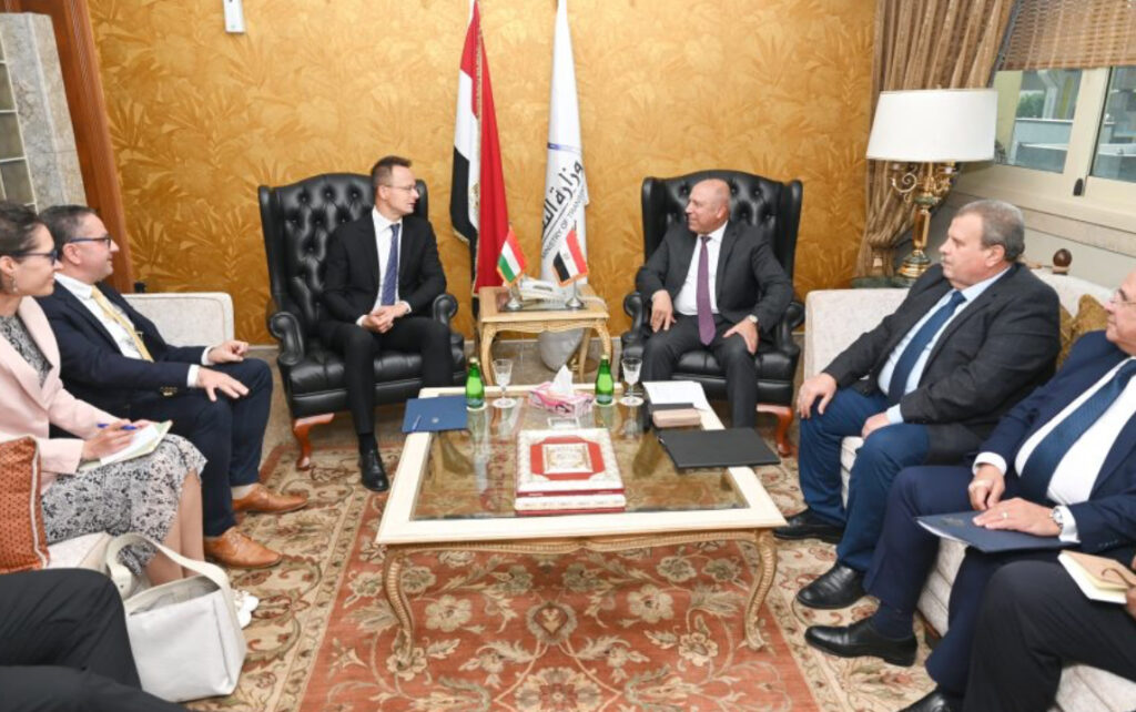 Промислове партнерство Єгипту та Угорщини: нові перспективи Промислове партнерство Єгипту та Угорщини: нові перспективи