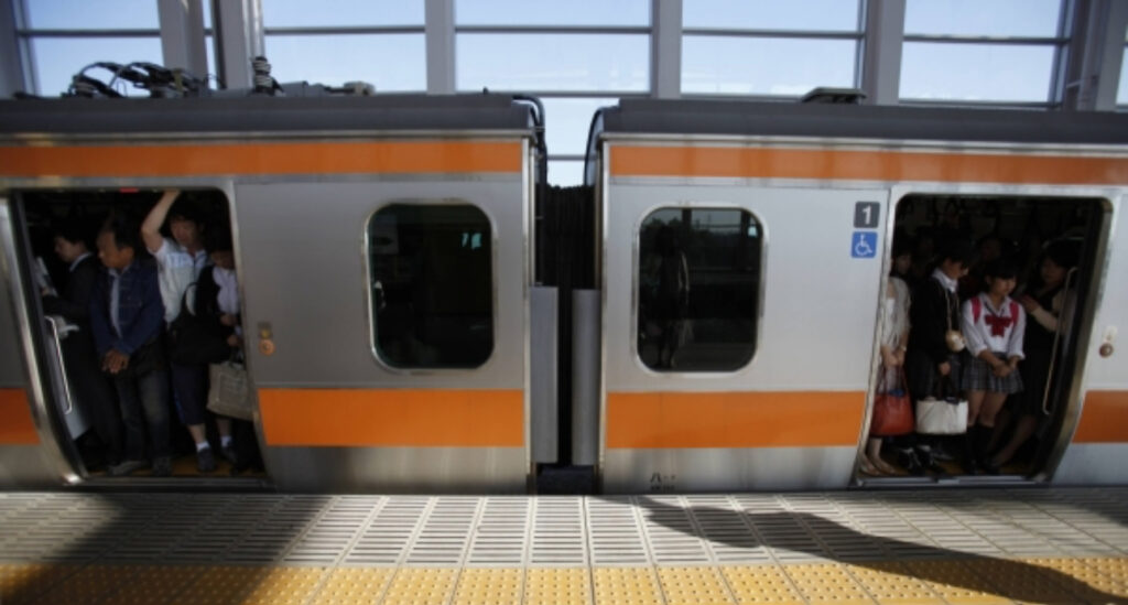 JR East Scandal: Data Falsification and Safety Concerns Exposed