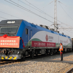 беспилотный тяжеловесный поезд в Китае