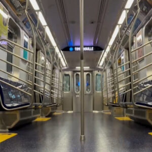 поїзди метро серії R211S