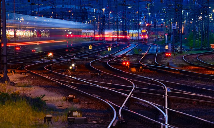 системи сигналізації на залізничних лініях системи сигналізації на залізничних лініях