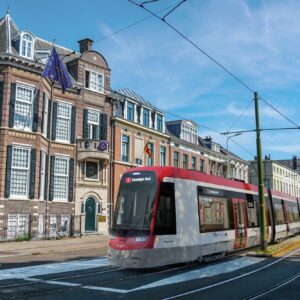 поставку нових трамваїв