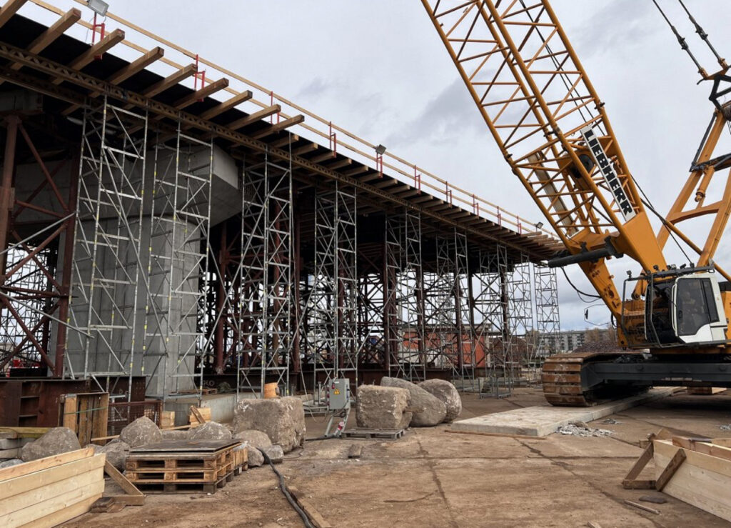 divert truck traffic to port divert truck traffic to port