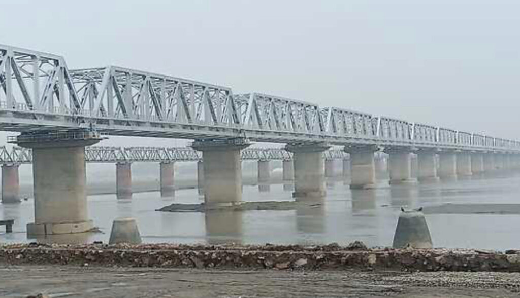 New Railway Bridge New Railway Bridge