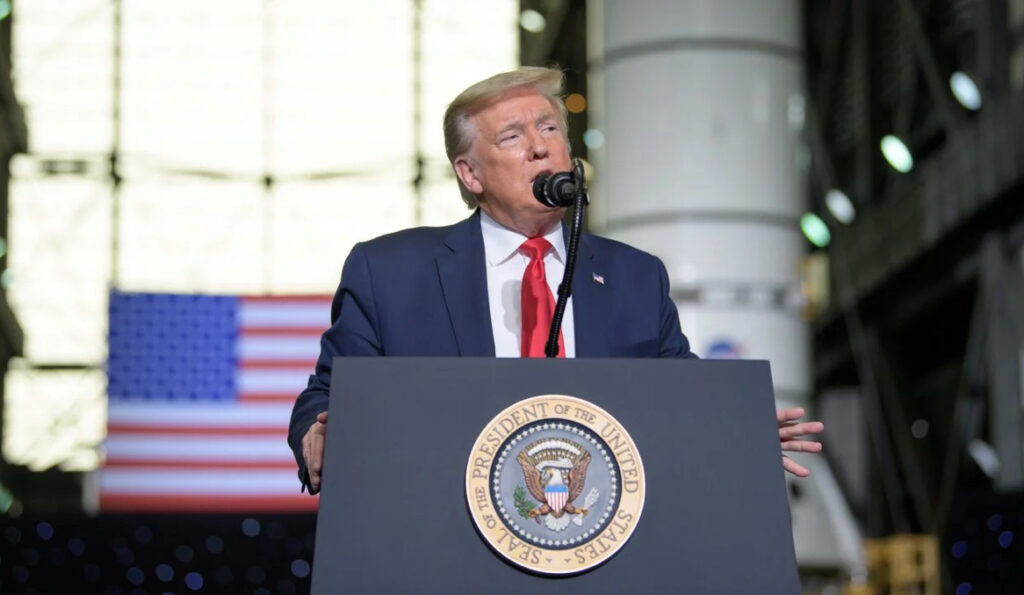 Трамп железнодорожной Трамп железнодорожной