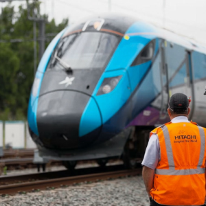 поездов с тяговыми аккумуляторами