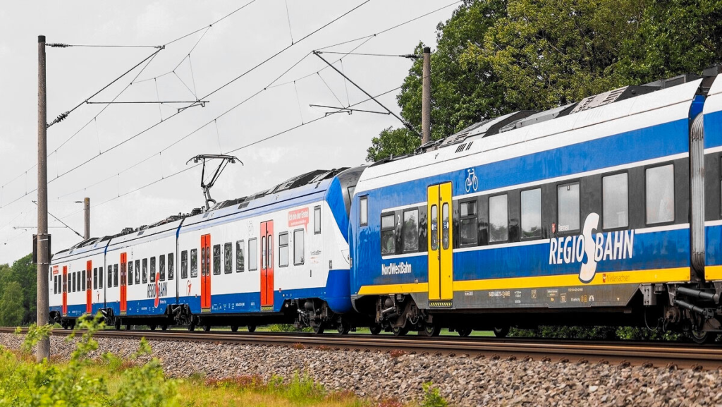 railway lines railway lines