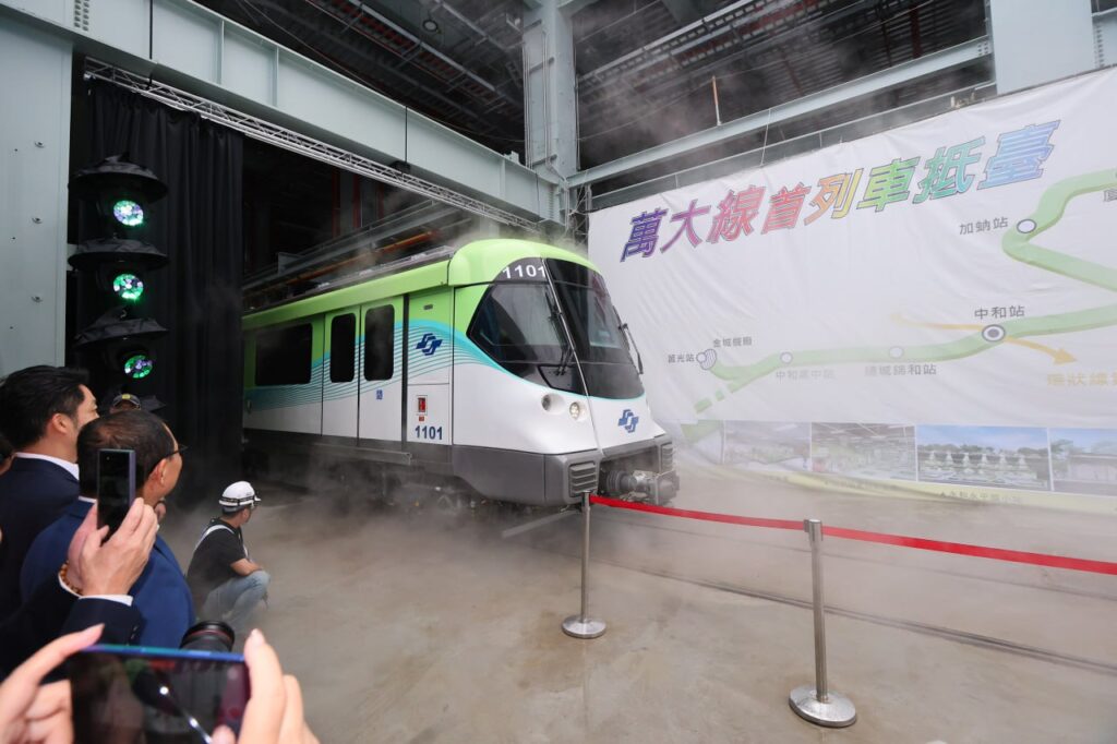 беспилотный поезд метро беспилотный поезд метро