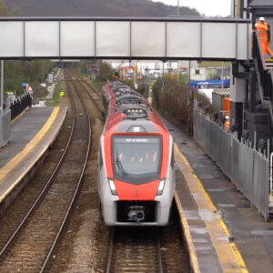 поїзди Stadler FLIRT TRIMODAL