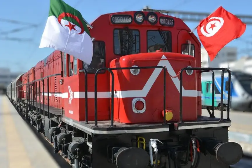 build a railway network build a railway network