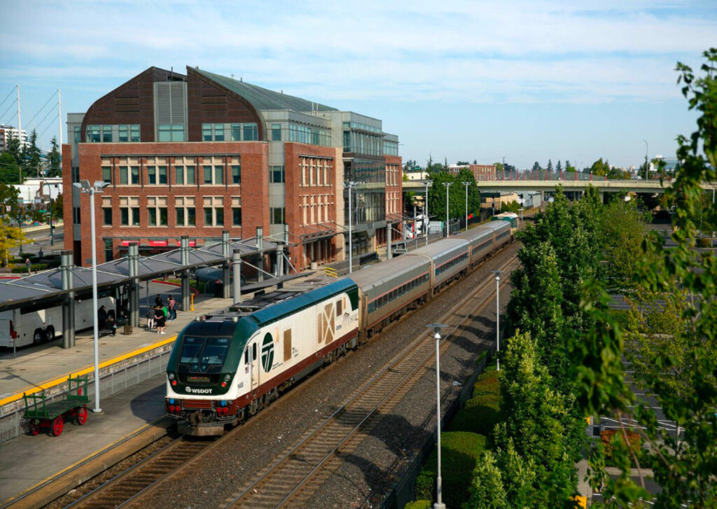 Pacific Northwest high-speed rail