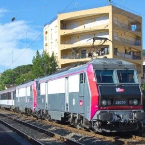 The French railway operator SNCF has ordered new passenger trains for the first time in 45 years. The company is acquiring 180 sleeper carriages and 30 locomotives to modernize its night train fleet.
