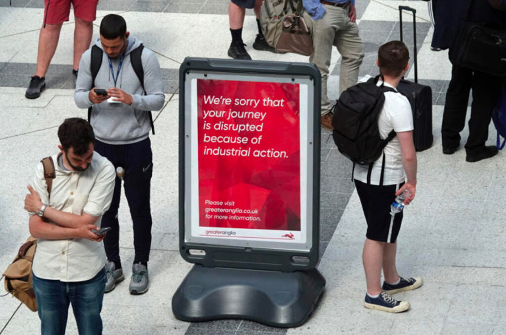 Amtrak Announces significant service cancellations during California wildfires