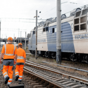 The Railway Workers and Transport Builders Union of Ukraine is actively pushing for salary increases for Ukrainian railway workers in 2025