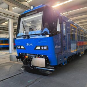 На заводе в Казерте индийская компания Titagarh Firema представила новые электропоезда.