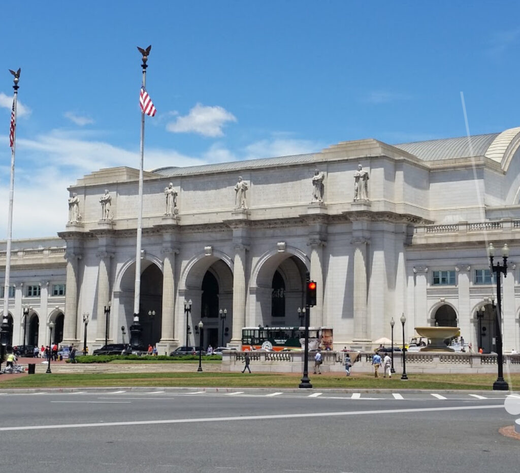 Amtrak Offers Reliable Transportation for Inauguration Activities in Washington, D.C.