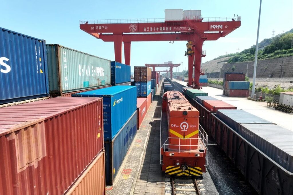 Китай планирует выделить $60 млрд на модернизацию железнодорожной инфраструктуры Турции Китай планирует выделить $60 млрд на модернизацию железнодорожной инфраструктуры Турции