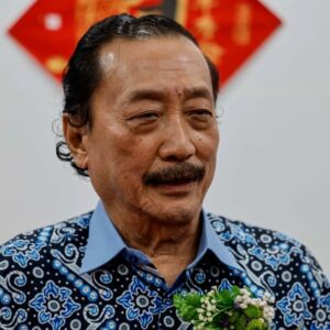 The Kuala Lumpur-Singapore high-speed rail (KL-SG HSR) project seeks local firms for collaboration.