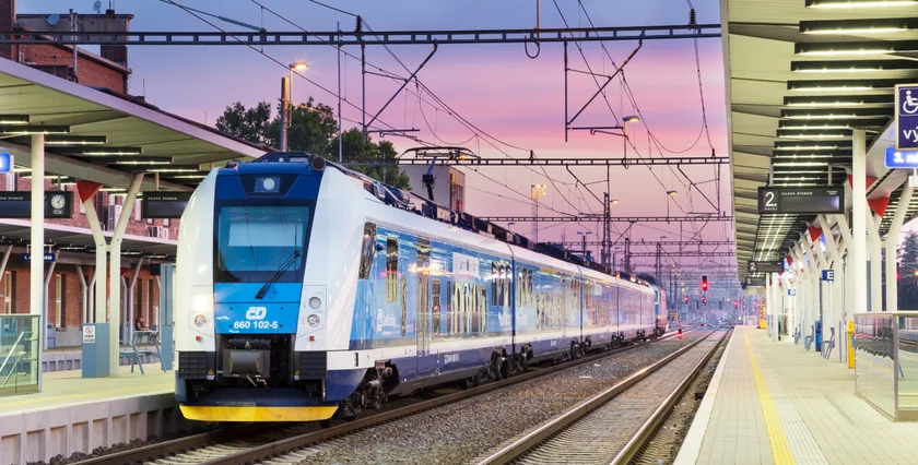 Czech Railways is testing Starlink satellite internet on its trains to improve passenger connectivity Czech Railways is testing Starlink satellite internet on its trains to improve passenger connectivity