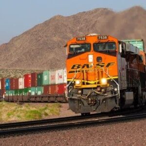 Влада Каліфорнії вирішила відмовитися від заборони використання дизельних локомотивів старше 23 років