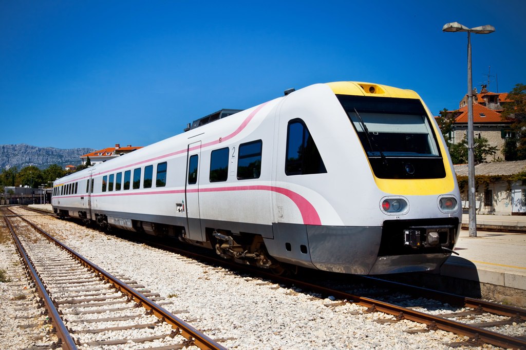 The Croatian operator HŽPP secured €24 million from EUROFIMA for rail transport modernization and infrastructure upgrades