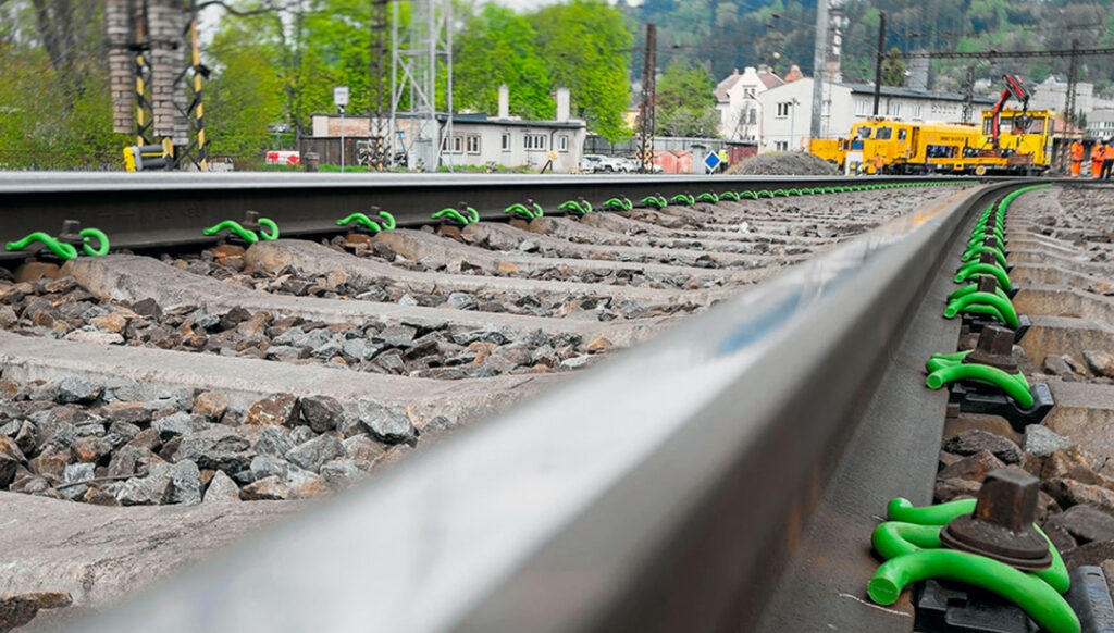 Vossloh обеспечит поставку рельсовых скреплений для высокоскоростной линии HS2. Vossloh обеспечит поставку рельсовых скреплений для высокоскоростной линии HS2.