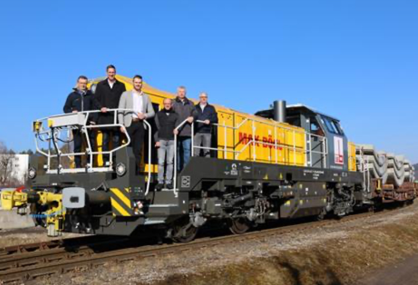 Max Bögl has added the advanced Vossloh Rolling Stock locomotive to its Sengenthal operations.