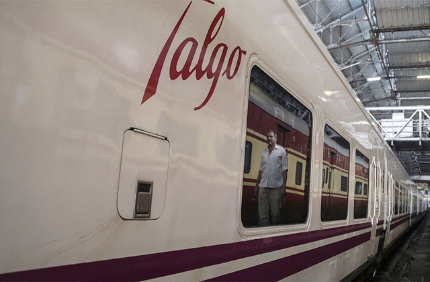 Jupiter Wagons, a leading Indian group, prepares to acquire over 30% of Talgo shares. The company’s strategy includes outbidding its main competitor, Sidenor Group, to secure ownership. Jupiter Wagons, a leading Indian group, prepares to acquire over 30% of Talgo shares. The company’s strategy includes outbidding its main competitor, Sidenor Group, to secure ownership.