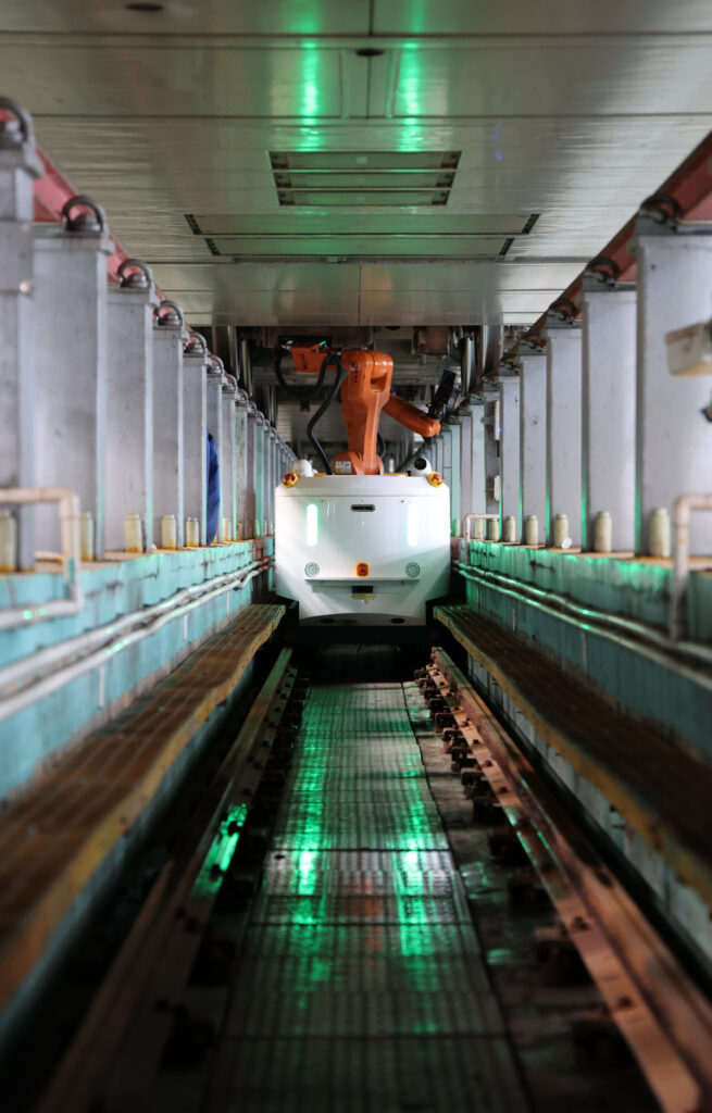 High-speed trains play a crucial role in China’s transportation system, especially during peak travel seasons. To maintain safety and efficiency, advanced robotic inspections help streamline operations and ensure reliability. High-speed trains play a crucial role in China’s transportation system, especially during peak travel seasons. To maintain safety and efficiency, advanced robotic inspections help streamline operations and ensure reliability.