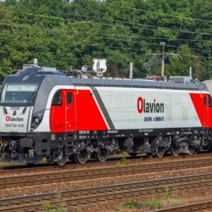 Newag заключила контракт на поставку 12 электровозов Dragon 2. Договор стоимостью 224,6 млн злотых ($53 млн) завершает соглашение 2023 года.