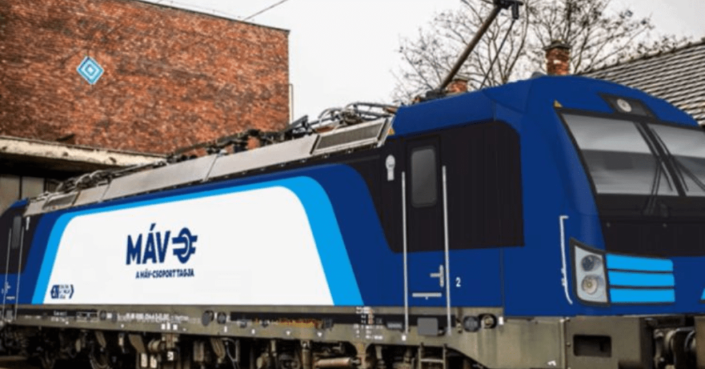 The national railway company MÁV is carrying out a large-scale modernization of its rolling stock. As part of the project, three Siemens Vectron electric locomotives have already arrived, highlighting the company’s railway transport development strategy The national railway company MÁV is carrying out a large-scale modernization of its rolling stock. As part of the project, three Siemens Vectron electric locomotives have already arrived, highlighting the company’s railway transport development strategy