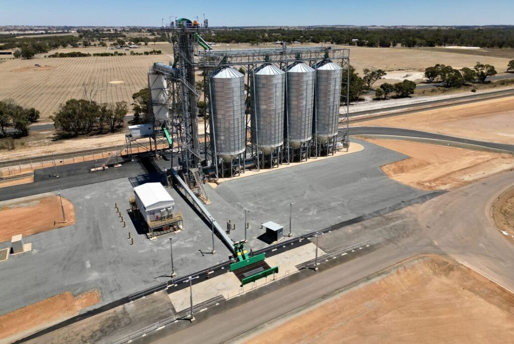 Broomehill Rapid Rail Project Improves Western Australia’s Grain Transport Efficiency. Broomehill Rapid Rail Project Improves Western Australia’s Grain Transport Efficiency.