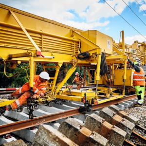 Banedanmark модернізує залізничну лінію для нових поїздів.