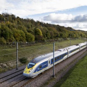 Eurostar expands its presence in China by integrating WeChat payments for ticket purchases. This collaboration with EuroPass and PayXpert enhances accessibility and convenience for Chinese travelers.