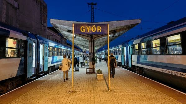 Hungary has announced a large-scale purchase of 285 passenger cars to modernize its railway network Hungary has announced a large-scale purchase of 285 passenger cars to modernize its railway network
